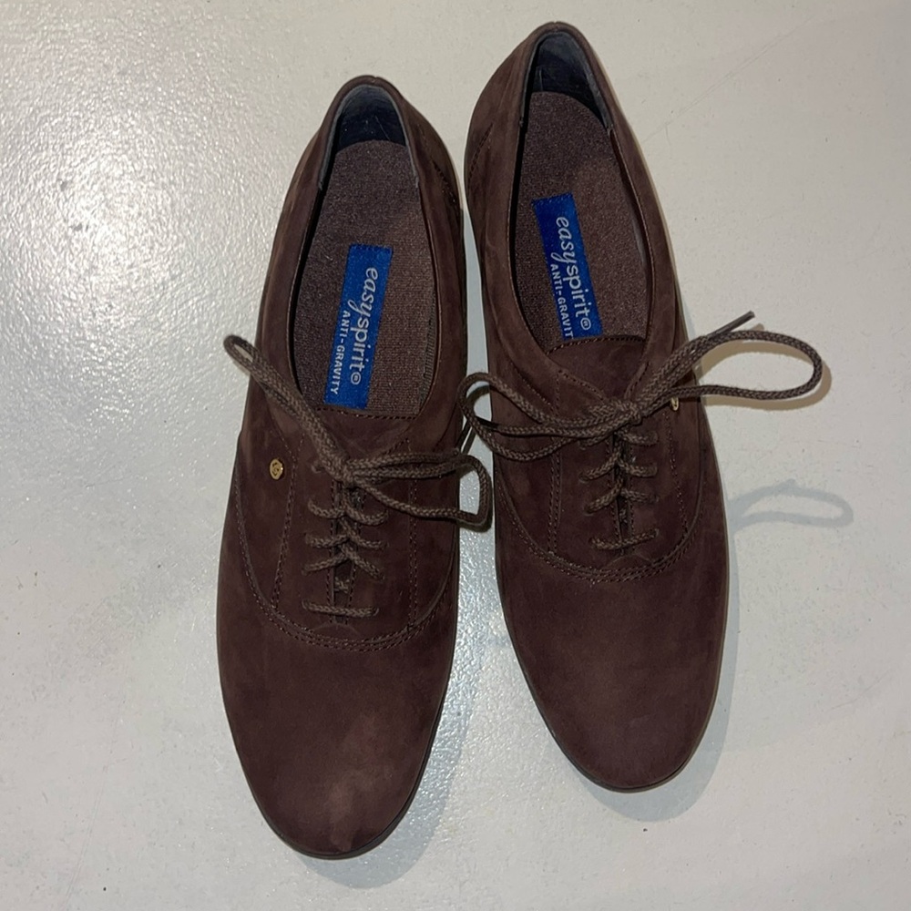 Easy spirit anti gravity shoes size 9